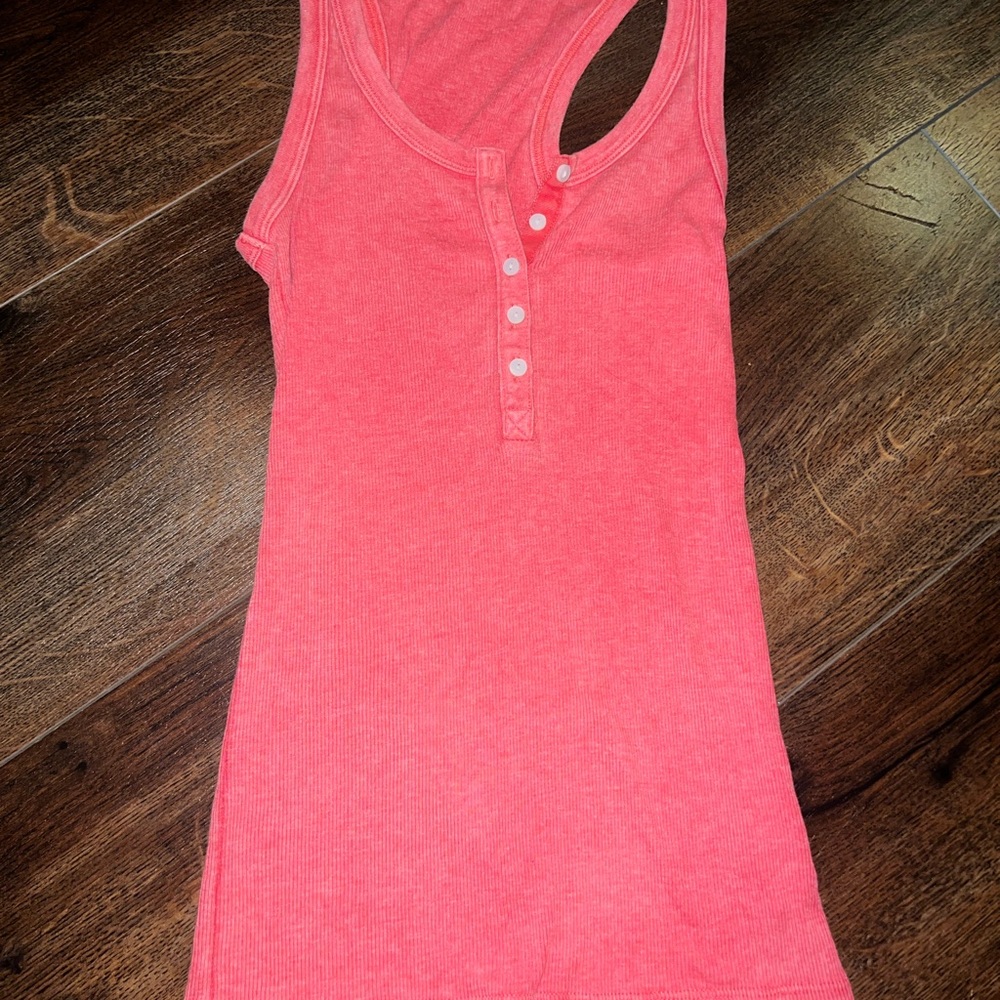 Aerie Tank